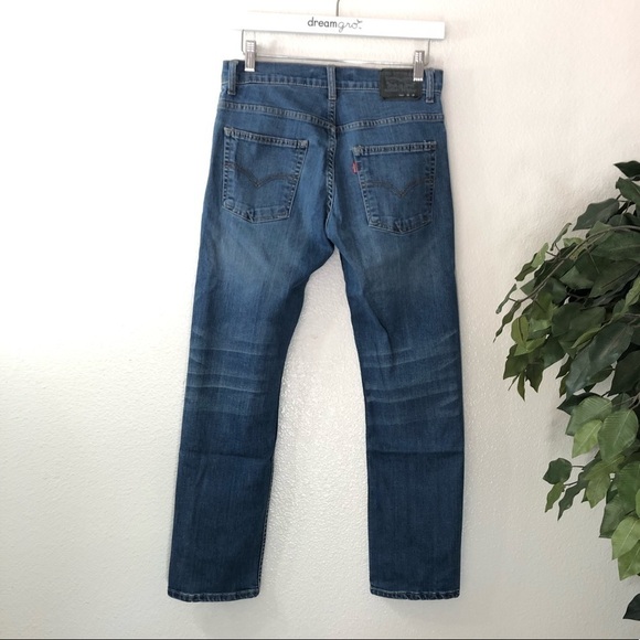 PLUS Levi’s Performance 511 Slim Jeans - Picture 5 of 7